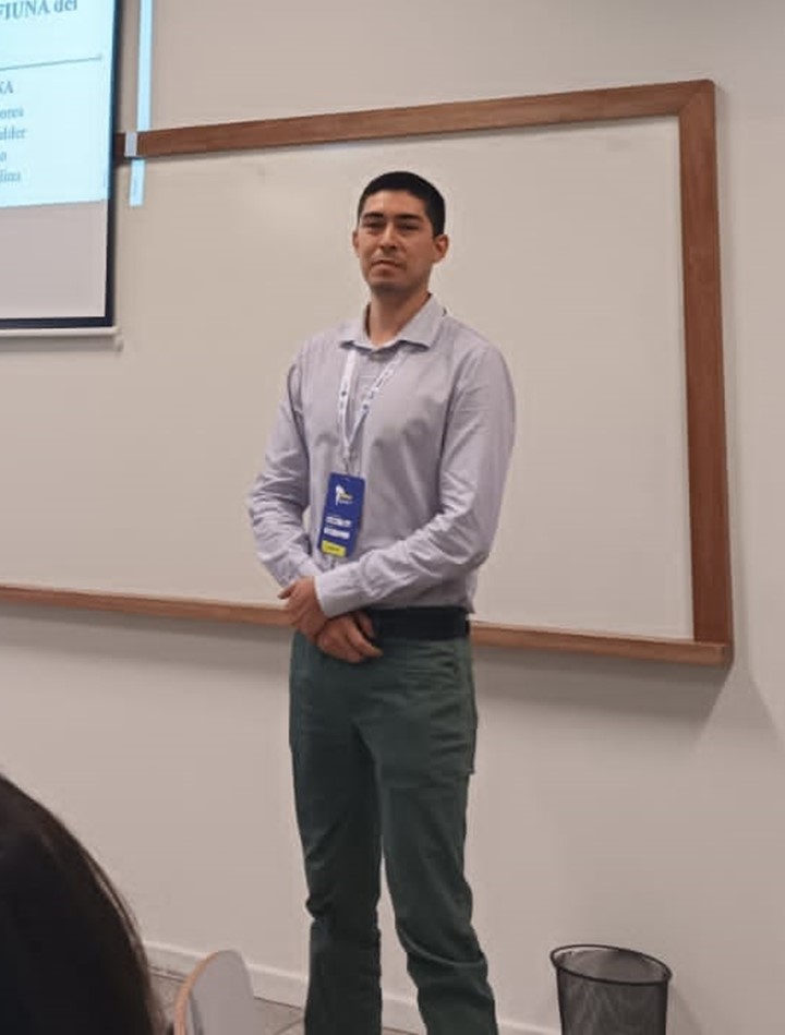 Participación de Becario, estudiante de la FIUNA, en evento científico nacional e internacional