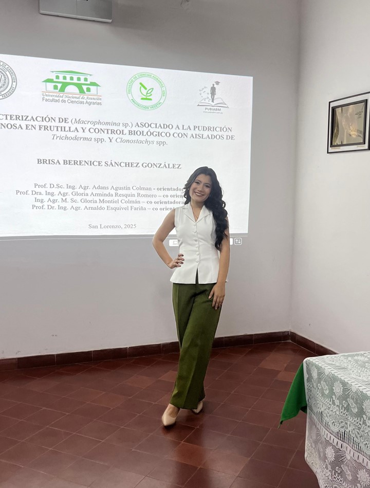 Una nueva tesis defendida con éxito por becaria del PUBIABM