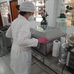 Proceso de envasado al vacío a 970 mbar.
