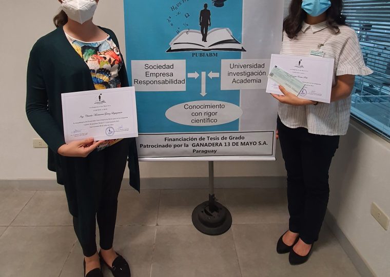 Orientadora Ing. MSc. Claudia Montserrat Gómez Leguizamón y estudiante Florencia Enciso Solís.